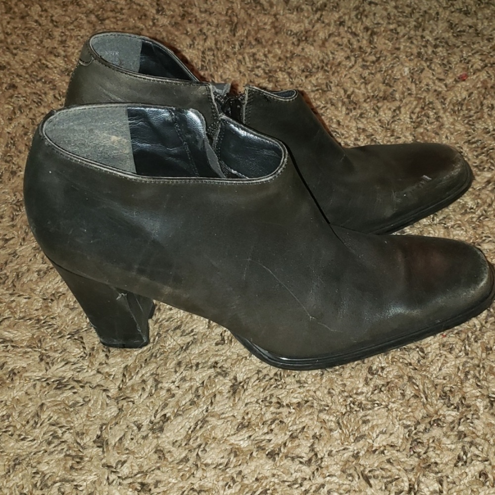 Nine West ankle boots 7M
